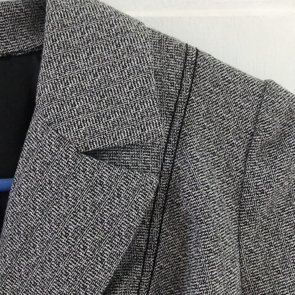 XOXO gray blazer size M - Picture 4 of 8